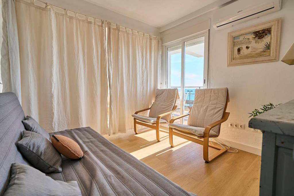 Front Sea Line Experience Apartment Фуeнхирола Екстериор снимка
